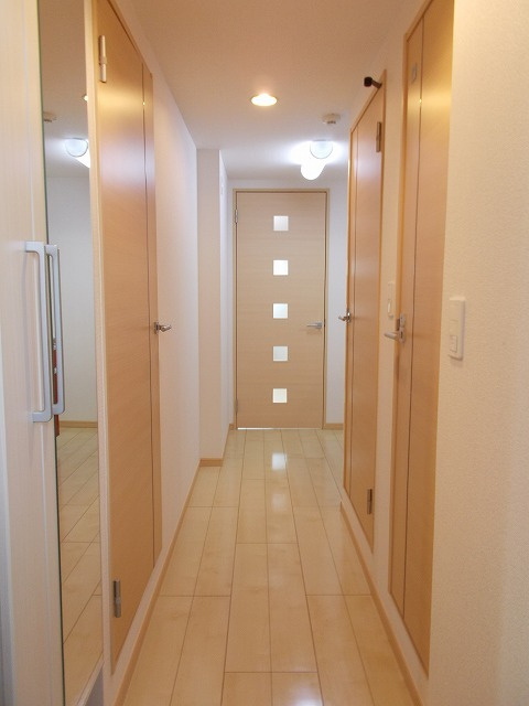 アンドルートの居間・リビング|室内です。