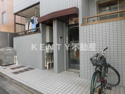 【エントランス】 | メゾン・アイル | エントランスです