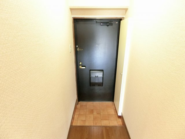 グランドヒル野中の玄関|シンプルで使いやすい玄関です