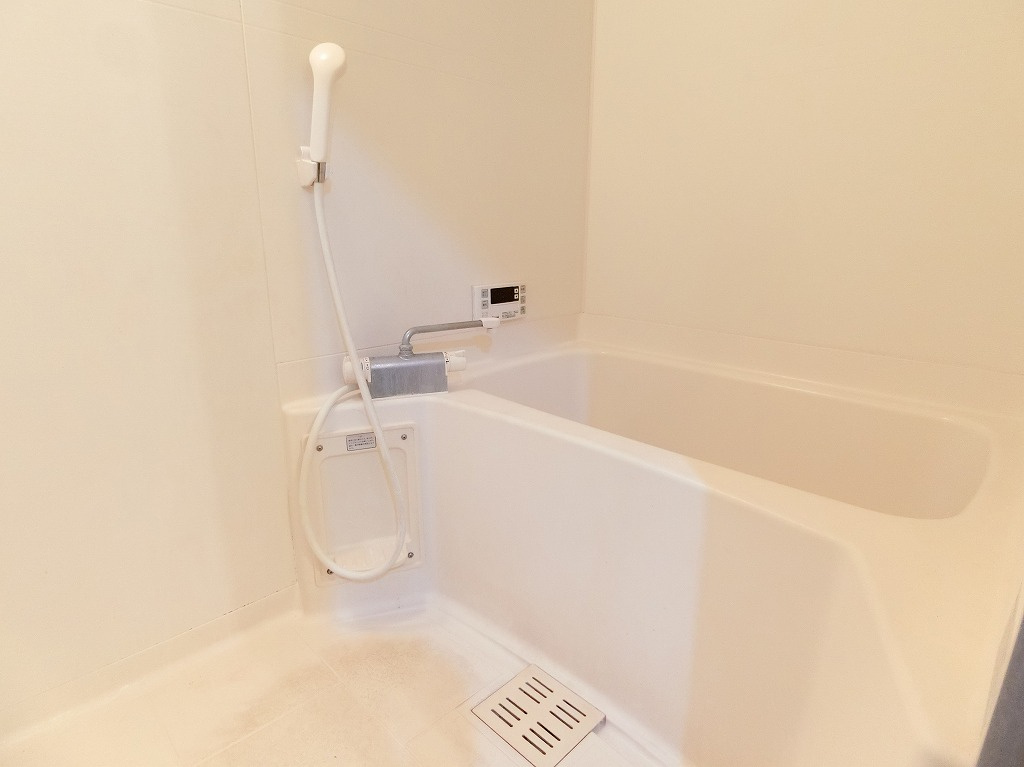 グランドヒル野中の浴室|日々の疲れを癒すお風呂付です