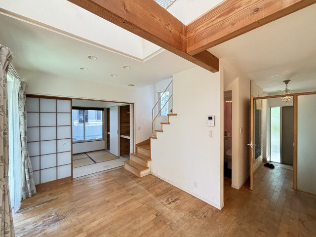 中古戸建　伴南5丁目の居間・リビング