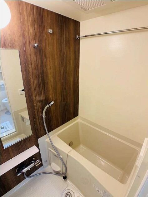 エストゥルースプラス田端の浴室