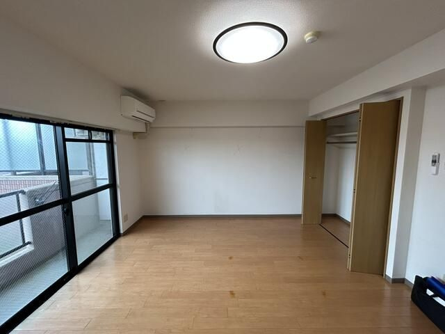 パルメゾン旭ヶ丘の寝室