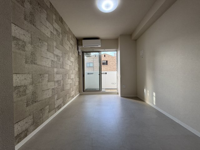 ONLYONE栄本町の居間・リビング