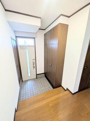 【玄関】 | 新発寒７条１１丁目　戸建