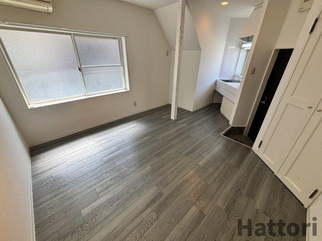 ユープラス上新庄の居間・リビング