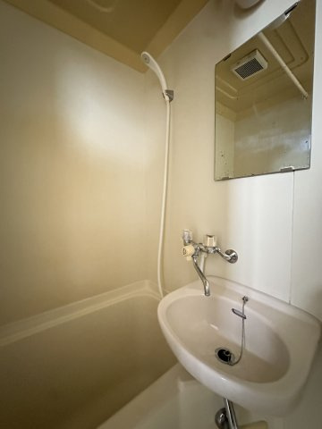 アスカ藤の洗面所