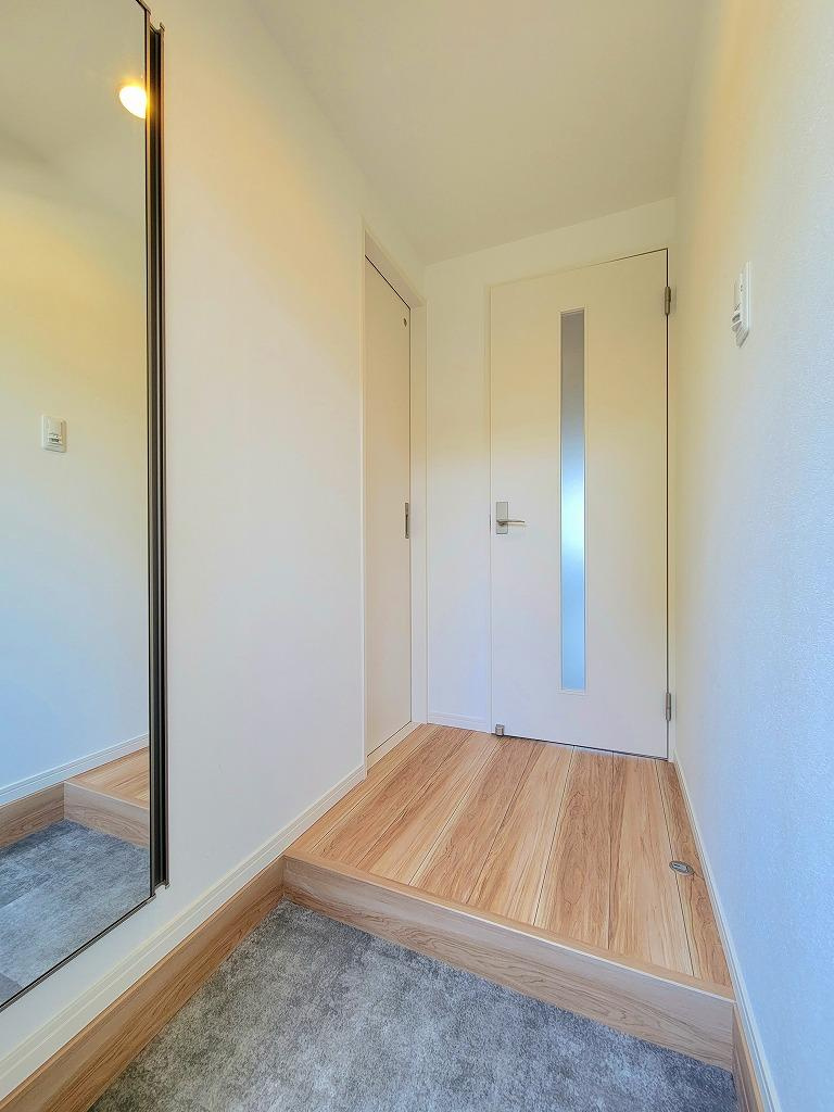 ＡＬＥＧＲＩＡ鶴見区今津の玄関