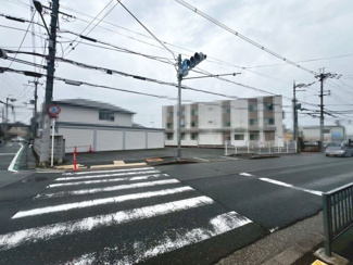 【前面道路含む現地写真】 | 草尾　売土地 | ご家族に合ったプランをご提案いたします！資料請求だけでもお気軽にお問い合わせくださいね♪