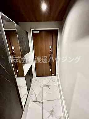 八尾市久宝寺２丁目のテラスの玄関