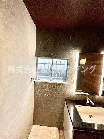 八尾市久宝寺２丁目のテラスのその他|窓