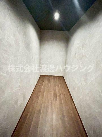 八尾市久宝寺２丁目のテラスの収納|納戸付き