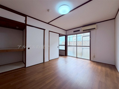 【寝室】 | シオン荘