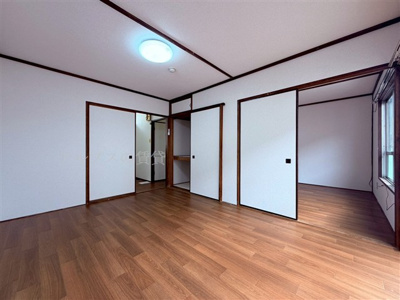 【居間・リビング】 | シオン荘