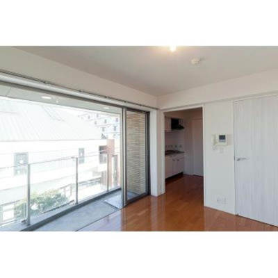 【居間・リビング】 | アンシャンテ世田谷 | ※写真は同タイプ住戸です。