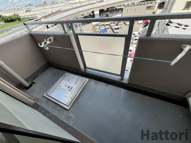 おおきに北梅田サニーアパートメントのバルコニー