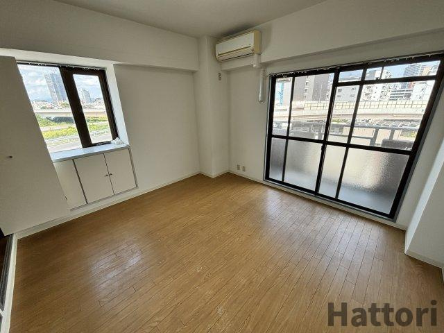 おおきに北梅田サニーアパートメントの居間・リビング