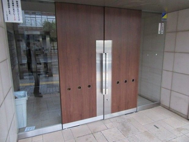 レオーネ亀戸のエントランス