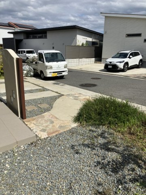 【駐車場】 | 岸の丘町　中古戸建て（一条工務店施工）