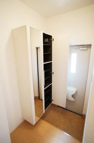 さくらヒルズ霞台参番館の玄関