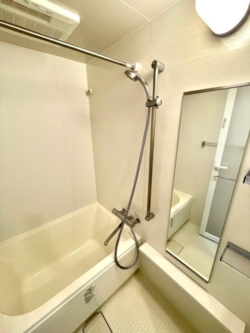 新品家具付きマンション三軒茶屋7(KaGood東京)の浴室