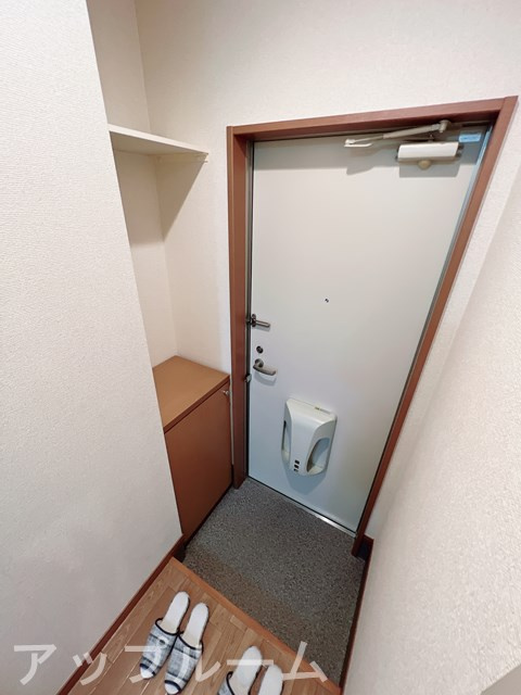 プランドールコート中央の玄関