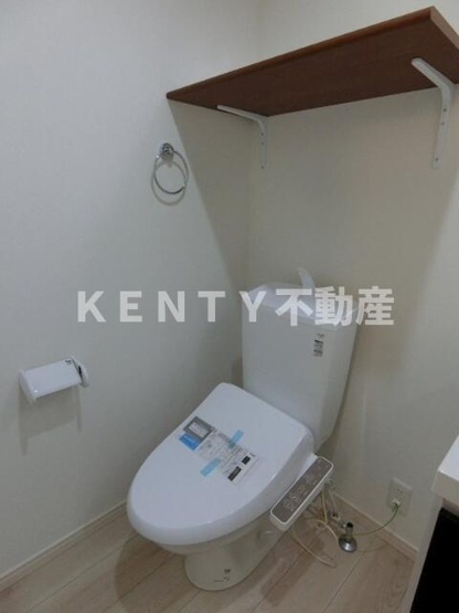 【トイレ】 | ハーミットクラブハウス羽田（仮） | シンプルで使いやすいトイレです