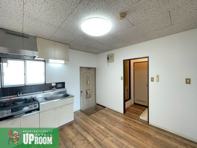 アーバン布袋の内装