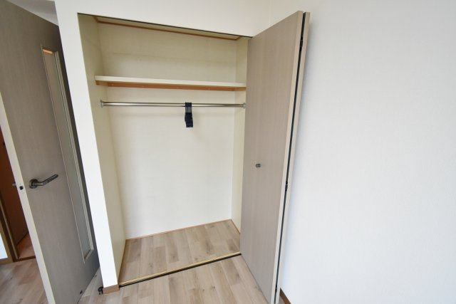 エル・セレーノ武庫川の収納