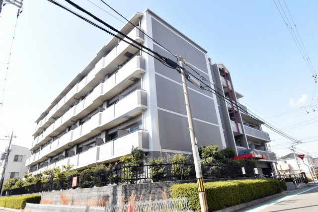 エル・セレーノ武庫川の外観