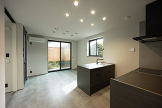 【その他】 | Hale Luana ハレルアナ | フローリング
モルタル柄