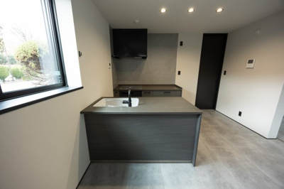 【キッチン】 | Hale Luana ハレルアナ | 2列型キッチン