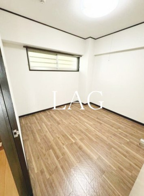 【寝室】 | サンライフ本町 | 寝室です。