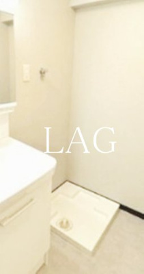 【設備】 | サンライフ本町 | 室内洗濯機置き場です。