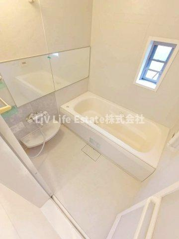 東久留米市学園町1号棟 .の浴室