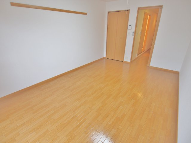 カレント石井城の洋室