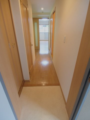 カレント石井城の玄関