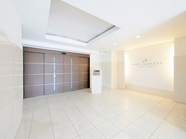 ベリー・モンテ新大阪のロビー