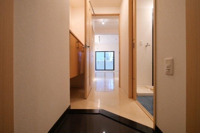 ベリー・モンテ新大阪の玄関