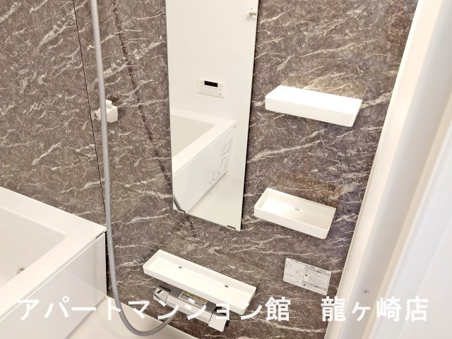 メゾン　ベルフルールの浴室