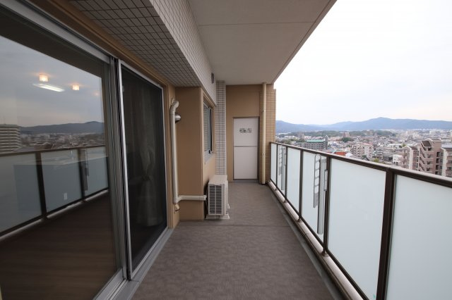 ポーラスター野中町【キャッシュバック対象物件】のバルコニー|バルコニー付きです