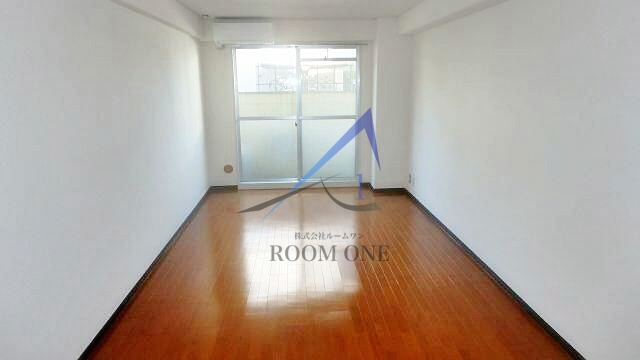 東和コーポの居間・リビング|洋室のお部屋です。