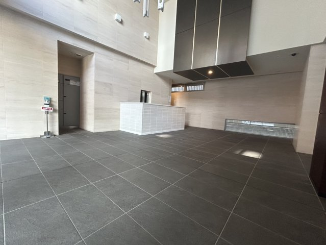 エステムコート新大阪Ⅺリンクスのロビー