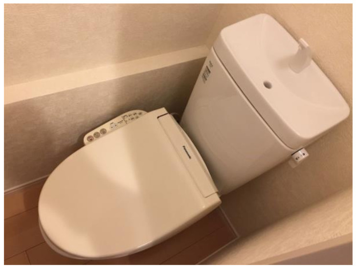 フェリス下高井戸のトイレ|落ち着いた色調のトイレです