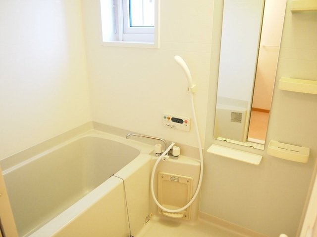 フレスクーラＡの浴室