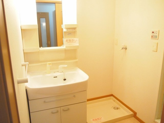 フレスクーラＡの洗面所