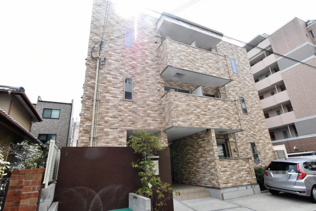 ラ・フォルム西宮北口の外観