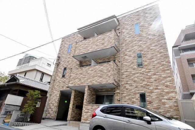 ラ・フォルム西宮北口の外観