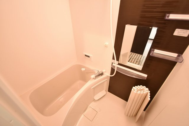 ラ・フォルム西宮北口の浴室