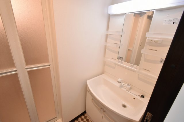 ラ・フォルム西宮北口の洗面所